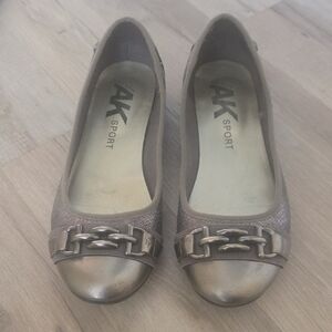 Anne Klein Metallic Taupe Chain-Trim Ballet Flats